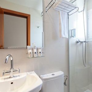 Habitación con 2 Camas Individuales